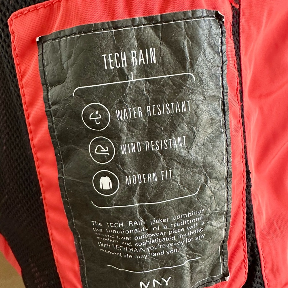 Andrew Marc: Red Jacket - Picture 7 of 10